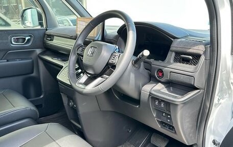 Honda Stepwgn, 2023 год, 2 800 666 рублей, 5 фотография