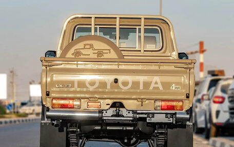 Toyota Land Cruiser 70, 2025 год, 9 660 000 рублей, 3 фотография