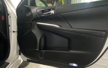 Toyota Camry, 2015 год, 2 074 000 рублей, 15 фотография