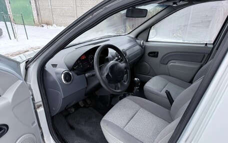 Renault Logan I, 2006 год, 244 000 рублей, 13 фотография