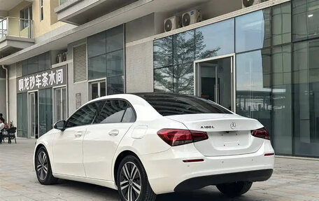 Mercedes-Benz A-Класс, 2022 год, 1 819 911 рублей, 9 фотография