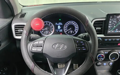 Hyundai Venue I, 2022 год, 1 290 000 рублей, 7 фотография