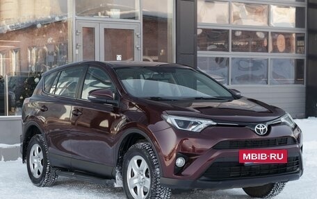 Toyota RAV4, 2018 год, 2 500 000 рублей, 3 фотография