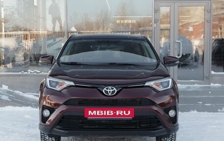 Toyota RAV4, 2018 год, 2 500 000 рублей, 2 фотография
