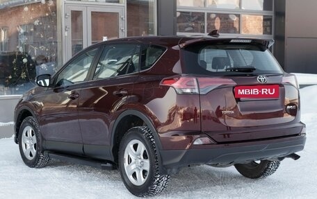 Toyota RAV4, 2018 год, 2 500 000 рублей, 7 фотография