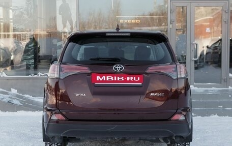 Toyota RAV4, 2018 год, 2 500 000 рублей, 6 фотография