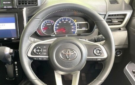 Toyota Roomy I, 2022 год, 1 150 000 рублей, 11 фотография