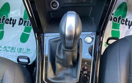 Volkswagen Golf VIII, 2022 год, 2 099 666 рублей, 14 фотография