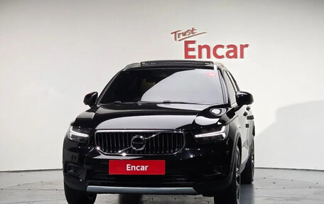 Volvo XC40 I, 2022 год, 2 160 000 рублей, 2 фотография