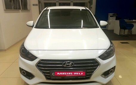 Hyundai Solaris II рестайлинг, 2018 год, 1 409 900 рублей, 2 фотография