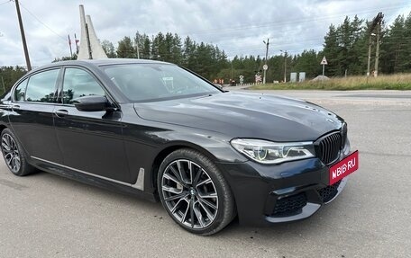 BMW 7 серия, 2017 год, 3 050 000 рублей, 3 фотография