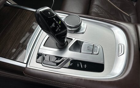 BMW 7 серия, 2017 год, 3 050 000 рублей, 26 фотография