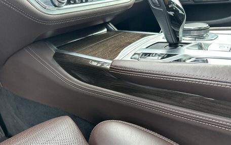 BMW 7 серия, 2017 год, 3 050 000 рублей, 25 фотография