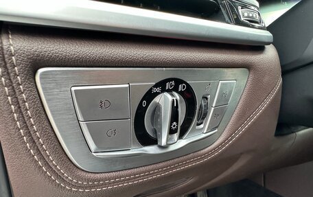 BMW 7 серия, 2017 год, 3 050 000 рублей, 27 фотография