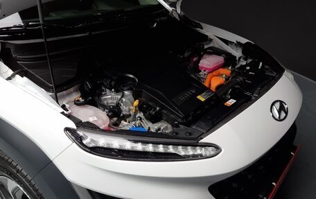 Hyundai Kona I, 2022 год, 2 130 000 рублей, 6 фотография