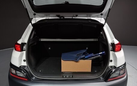 Hyundai Kona I, 2022 год, 2 130 000 рублей, 20 фотография