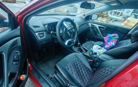 Hyundai Elantra V, 2012 год, 890 000 рублей, 4 фотография