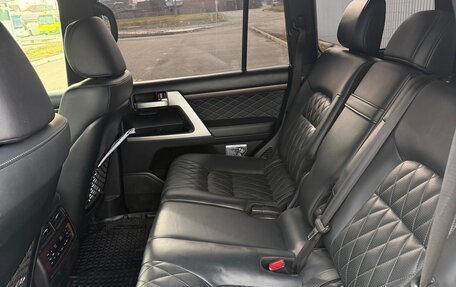 Toyota Land Cruiser 200, 2016 год, 6 400 000 рублей, 9 фотография