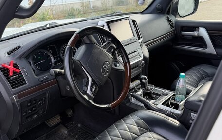 Toyota Land Cruiser 200, 2016 год, 6 400 000 рублей, 8 фотография