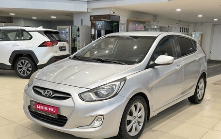 Hyundai Solaris II рестайлинг, 2011 год, 720 000 рублей, 1 фотография