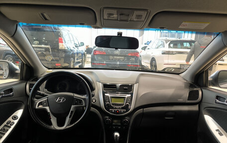 Hyundai Solaris II рестайлинг, 2011 год, 720 000 рублей, 17 фотография