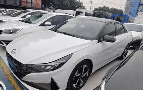 Hyundai Elantra, 2022 год, 1 400 000 рублей, 1 фотография