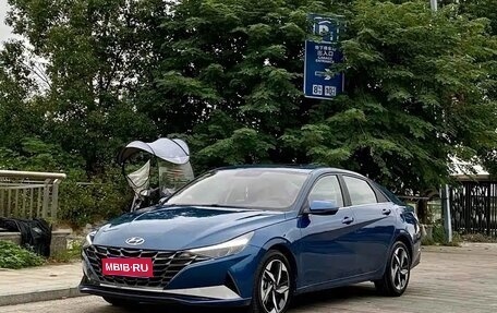 Hyundai Elantra, 2022 год, 1 080 000 рублей, 1 фотография