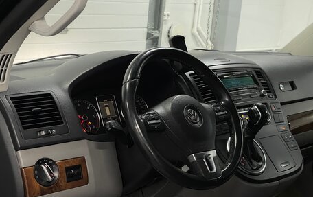 Volkswagen Multivan T5, 2011 год, 2 349 000 рублей, 8 фотография