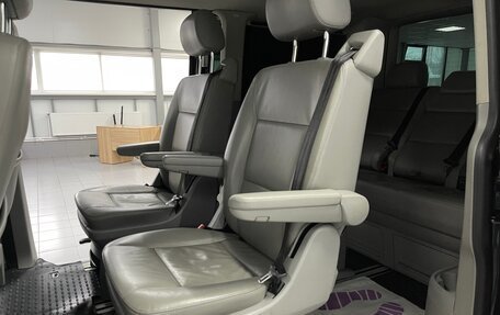 Volkswagen Multivan T5, 2011 год, 2 349 000 рублей, 24 фотография