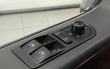 Volkswagen Multivan T5, 2011 год, 2 349 000 рублей, 19 фотография