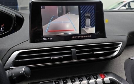 Peugeot 3008 II, 2022 год, 1 990 002 рублей, 10 фотография