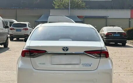 Toyota Corolla, 2022 год, 1 550 000 рублей, 5 фотография