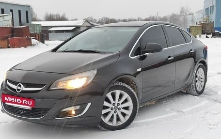 Opel Astra J, 2013 год, 980 000 рублей, 9 фотография