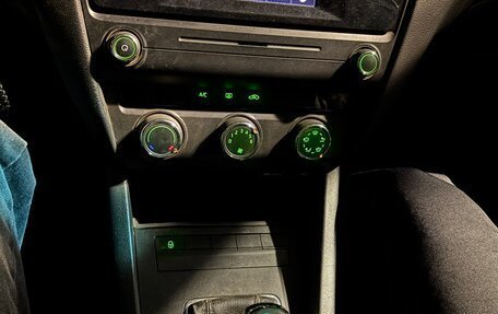 Skoda Octavia, 2014 год, 550 000 рублей, 17 фотография