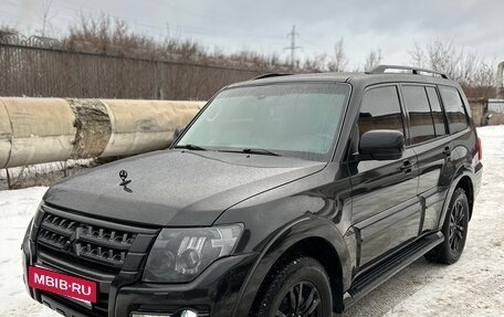 Mitsubishi Pajero IV, 2019 год, 3 850 000 рублей, 2 фотография