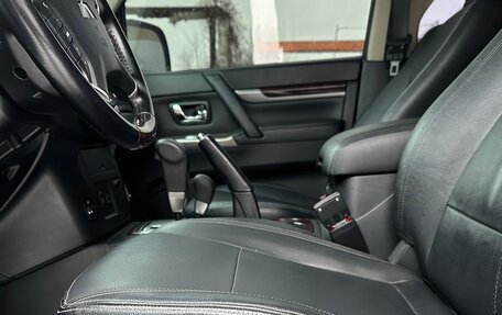 Mitsubishi Pajero IV, 2019 год, 3 850 000 рублей, 11 фотография