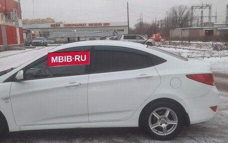 Hyundai Solaris II рестайлинг, 2015 год, 750 000 рублей, 5 фотография