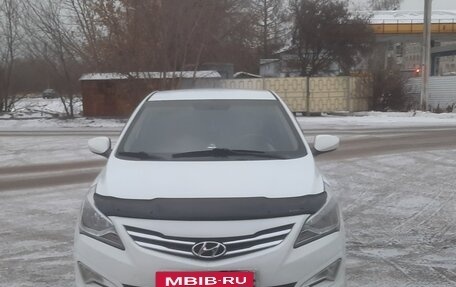 Hyundai Solaris II рестайлинг, 2015 год, 750 000 рублей, 4 фотография