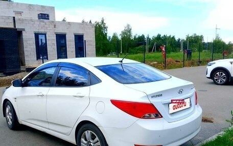 Hyundai Solaris II рестайлинг, 2015 год, 750 000 рублей, 3 фотография