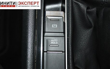 Volkswagen Tiguan II, 2018 год, 2 419 900 рублей, 18 фотография