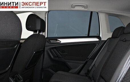 Volkswagen Tiguan II, 2018 год, 2 419 900 рублей, 20 фотография