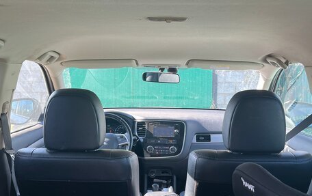 Mitsubishi Outlander III рестайлинг 3, 2012 год, 1 260 000 рублей, 5 фотография