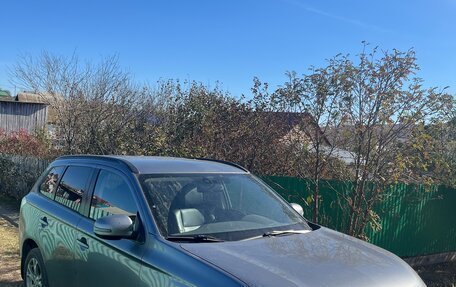 Mitsubishi Outlander III рестайлинг 3, 2012 год, 1 260 000 рублей, 3 фотография