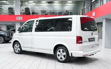 Volkswagen Multivan T5, 2014 год, 2 540 000 рублей, 4 фотография