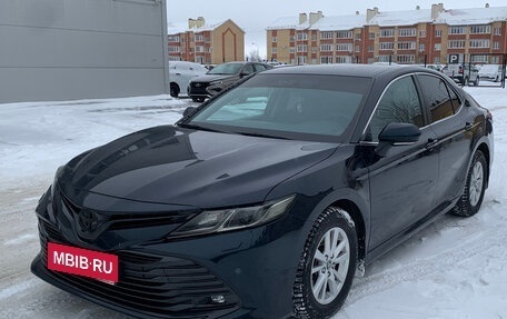Toyota Camry, 2018 год, 2 670 000 рублей, 1 фотография