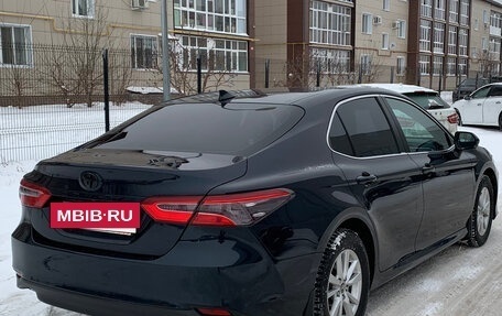 Toyota Camry, 2018 год, 2 670 000 рублей, 6 фотография