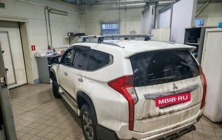 Mitsubishi Pajero Sport III рестайлинг, 2020 год, 2 980 000 рублей, 4 фотография