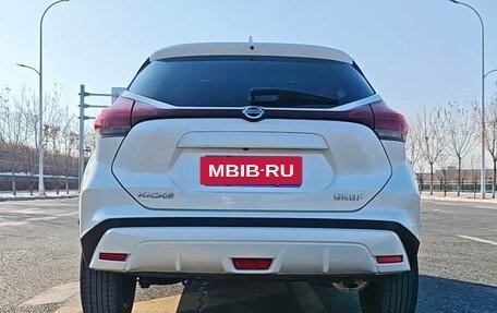 Nissan Kicks I, 2021 год, 1 750 000 рублей, 4 фотография