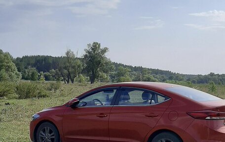 Hyundai Elantra VI рестайлинг, 2016 год, 1 500 000 рублей, 9 фотография