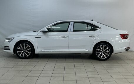 Skoda Superb III рестайлинг, 2025 год, 3 220 000 рублей, 11 фотография